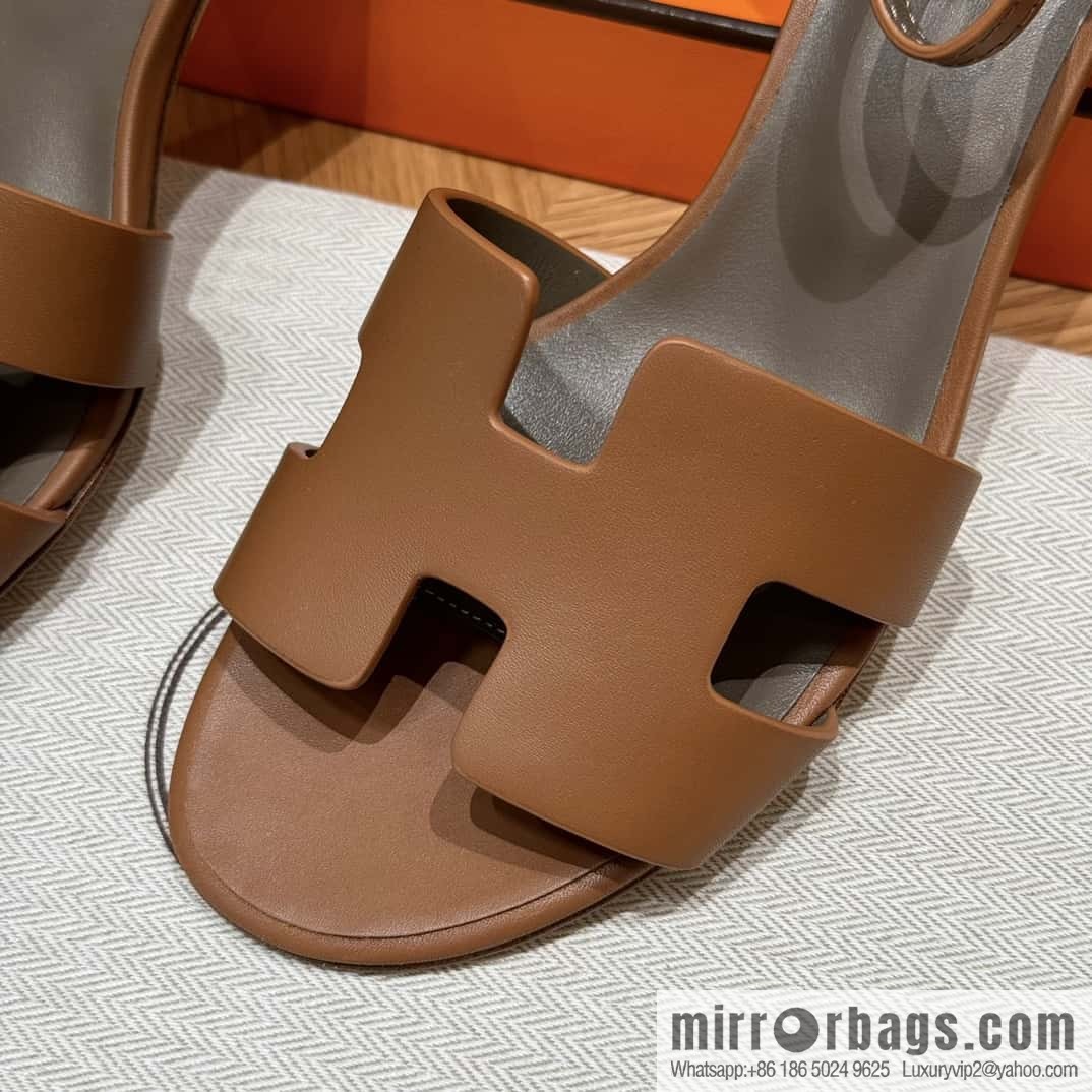 Hermès 189 strap-on sandals/Encens 50