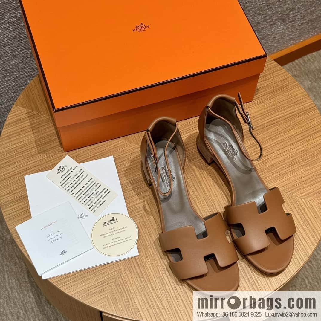 Hermès 189 strap-on sandals/Encens 50