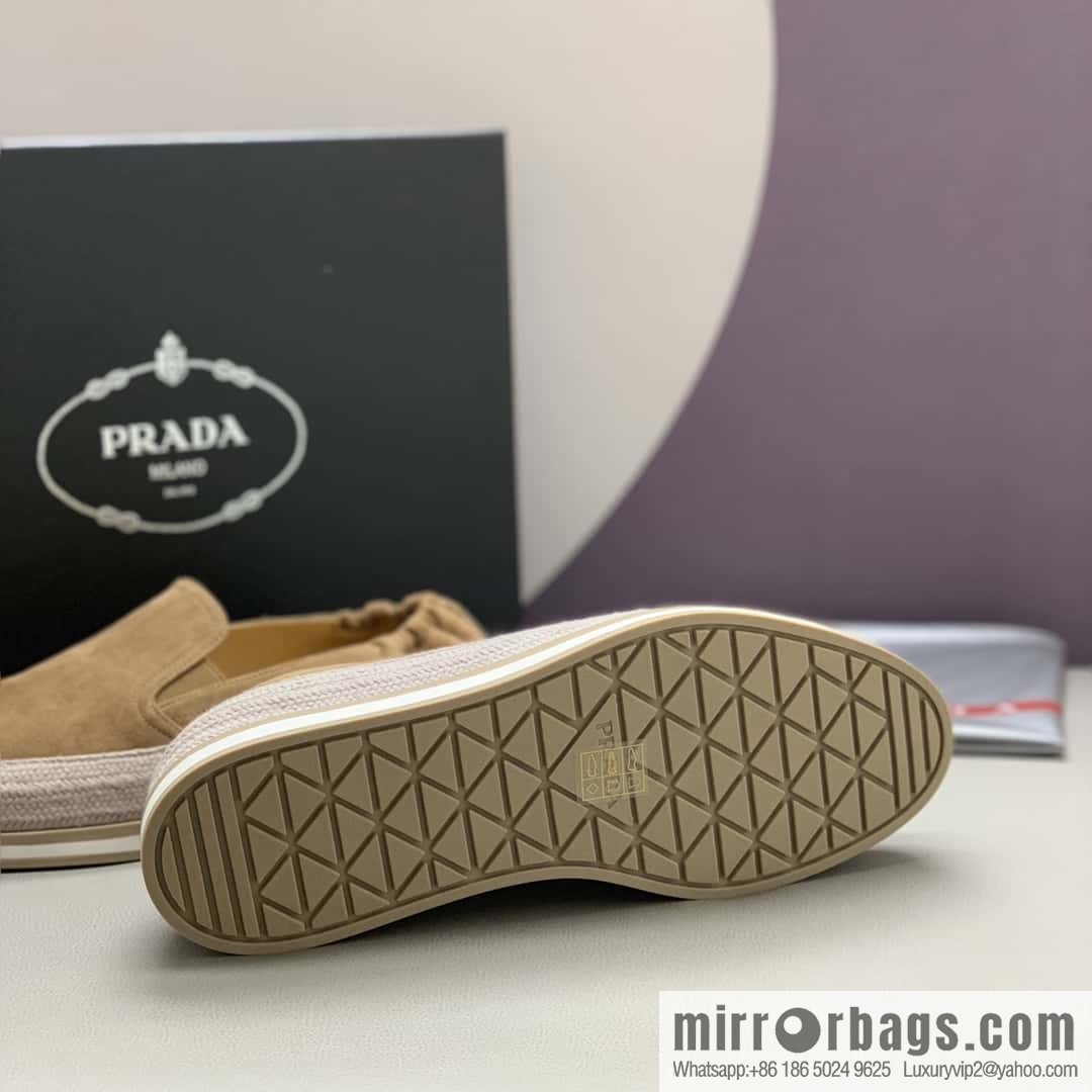 PRADA 💁🏻‍♂️ men's loafers