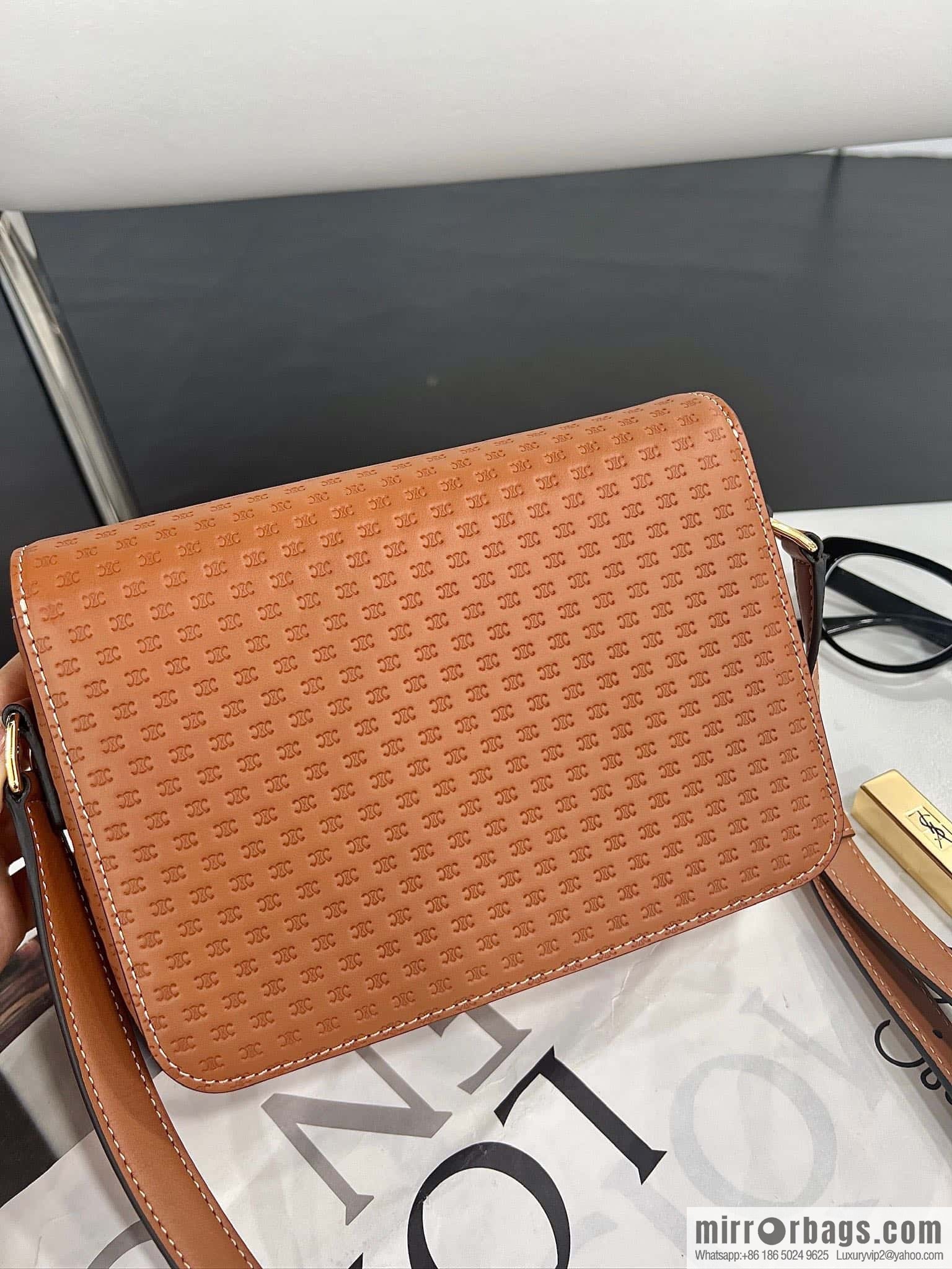 CELINE TEEN TRIOMPHE 188423