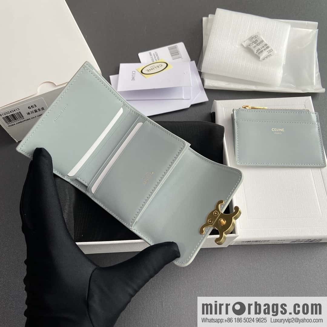 Celine TRIOMPHE glossy leather (fabric) short wallet 10l653DS3.04LU652