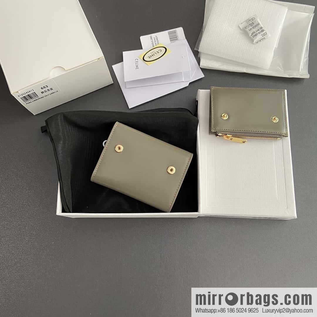 Celine TRIOMPHE glossy leather (fabric) short wallet 10l653DS3.04LU652