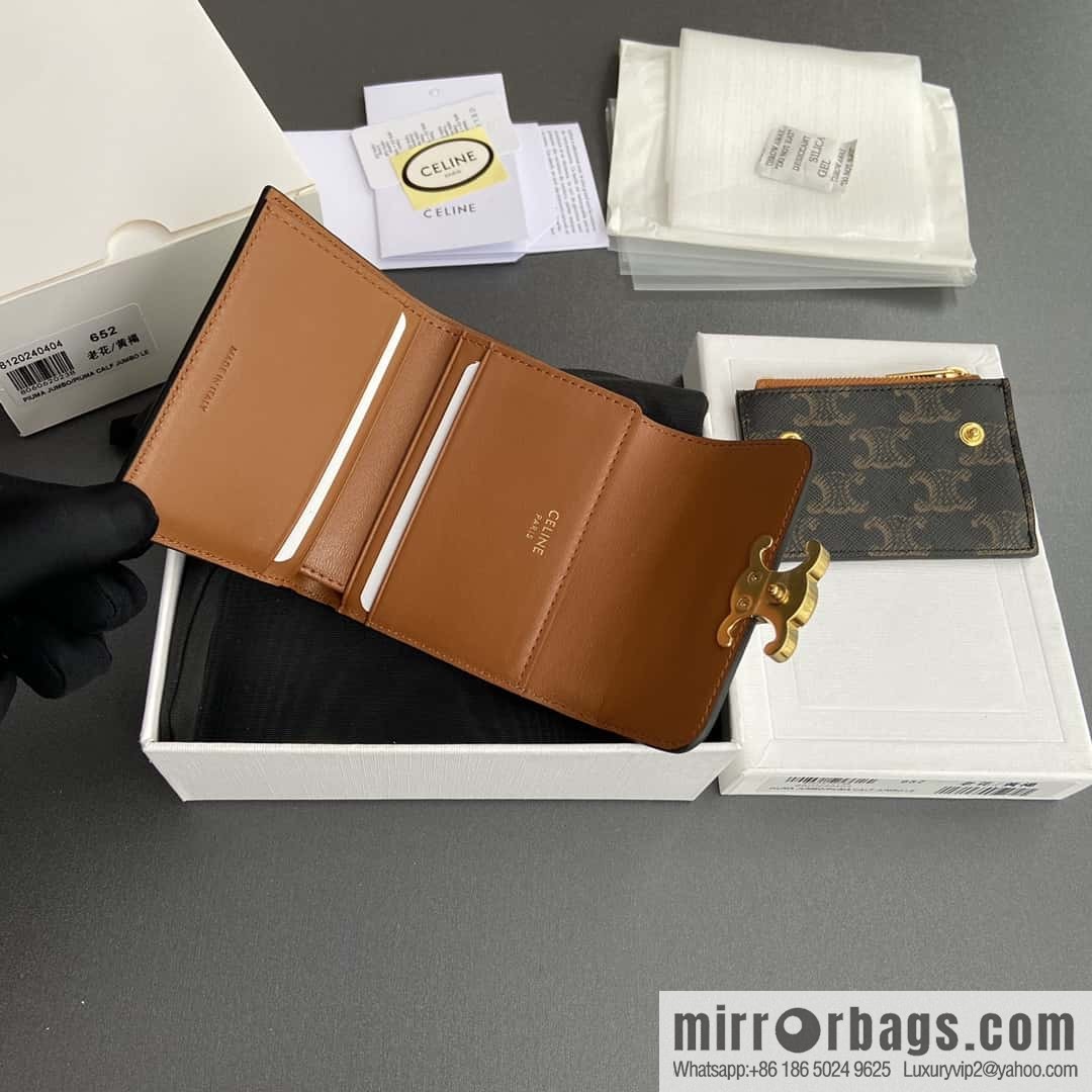 Celine TRIOMPHE logo printed short wallet 10l652DS3.04LU653