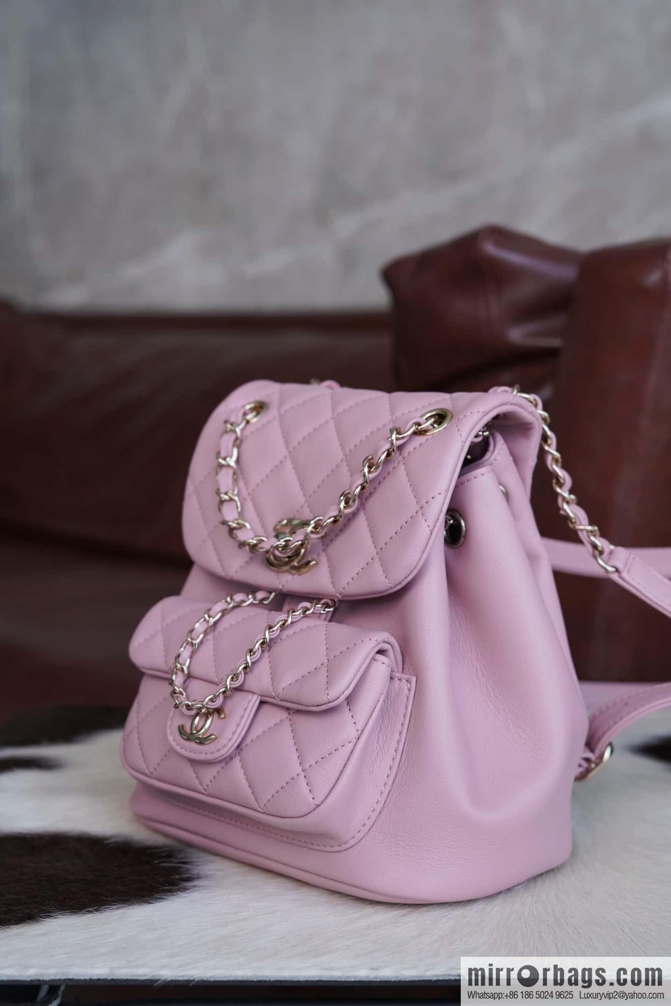 𝗖𝗛𝗔𝗘𝗡𝗟✦ 𝟐𝟒𝐩 backpack 🎒 pink AS2908