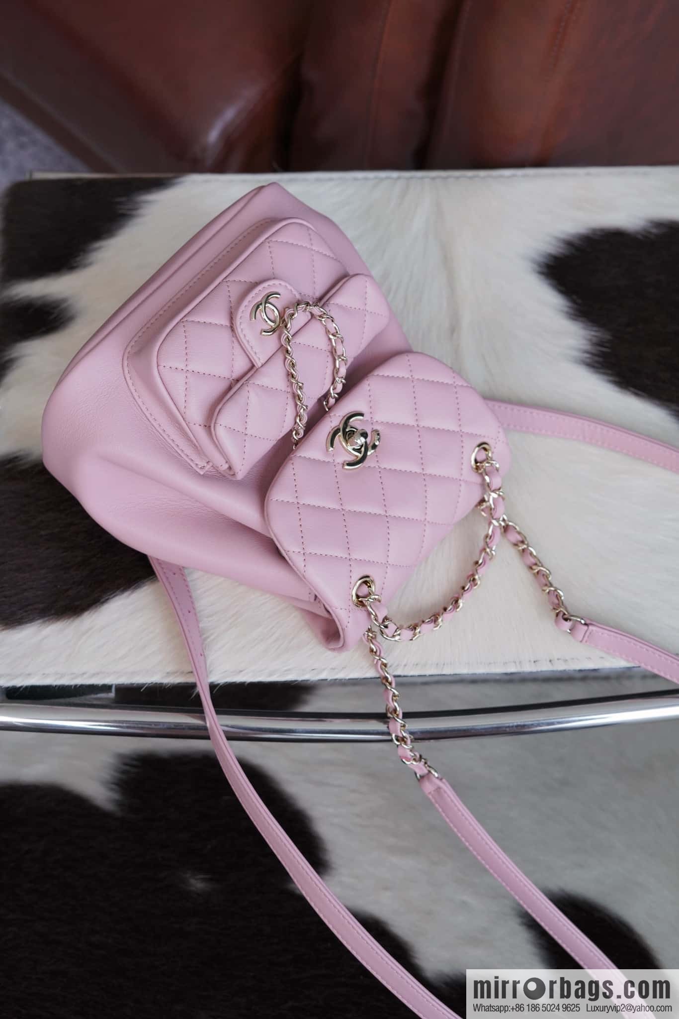 𝗖𝗛𝗔𝗘𝗡𝗟✦ 𝟐𝟒𝐩 backpack 🎒 pink AS2908