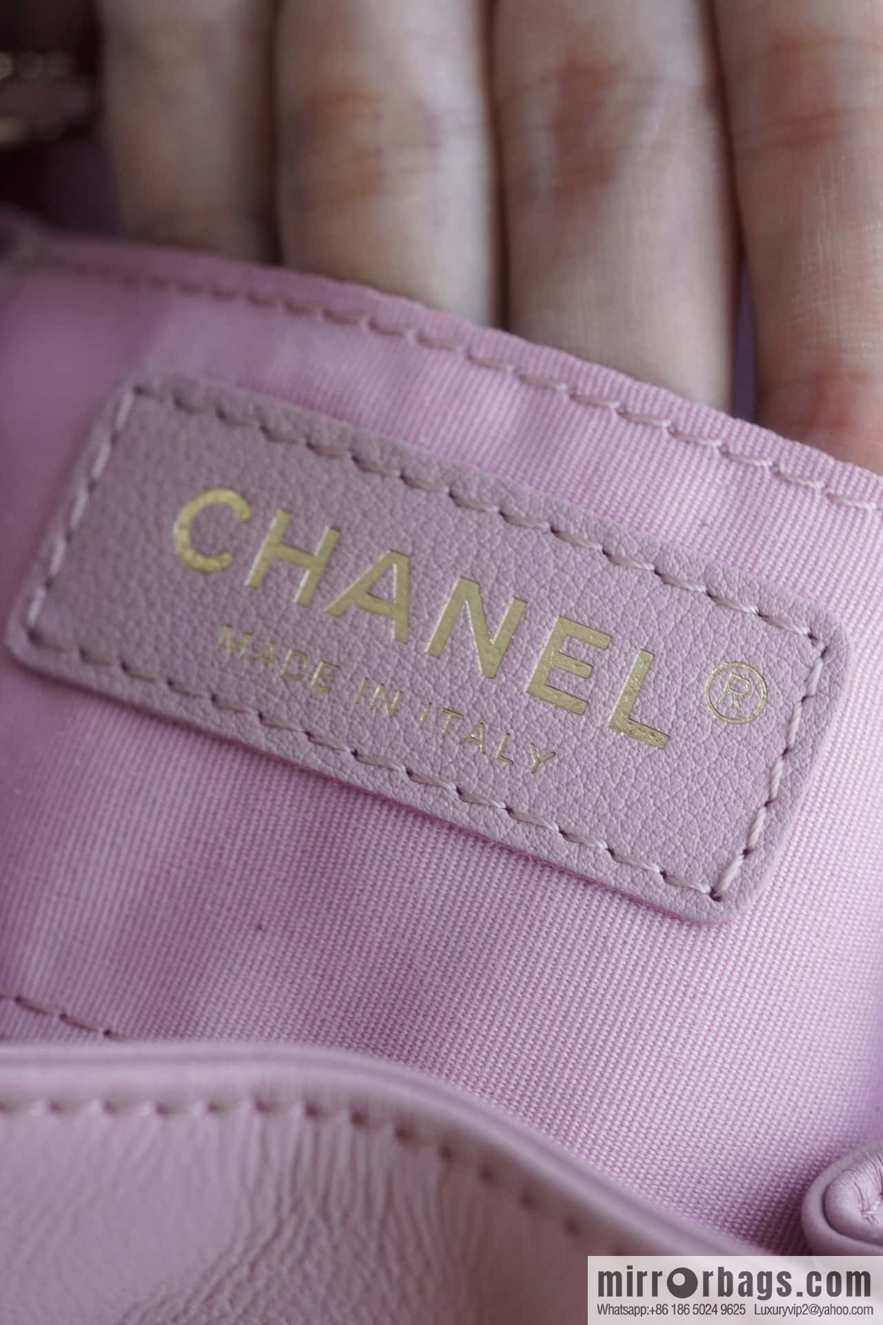 𝗖𝗛𝗔𝗘𝗡𝗟✦ 𝟐𝟒𝐩 backpack 🎒 pink AS2908