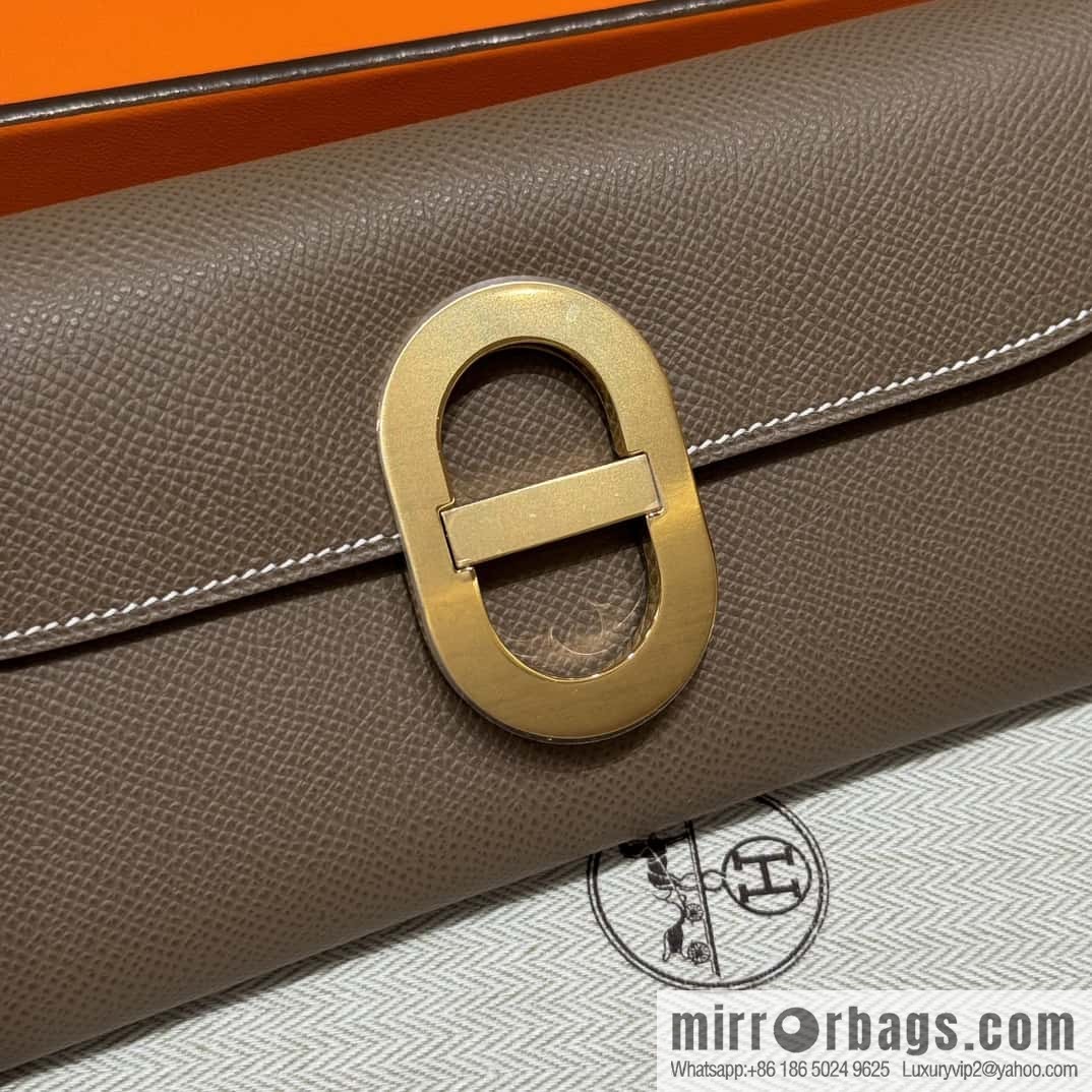 Chaine d'Ancre To Go Wallet, Pig Nose Togo Elephant Grey Gold Buckle