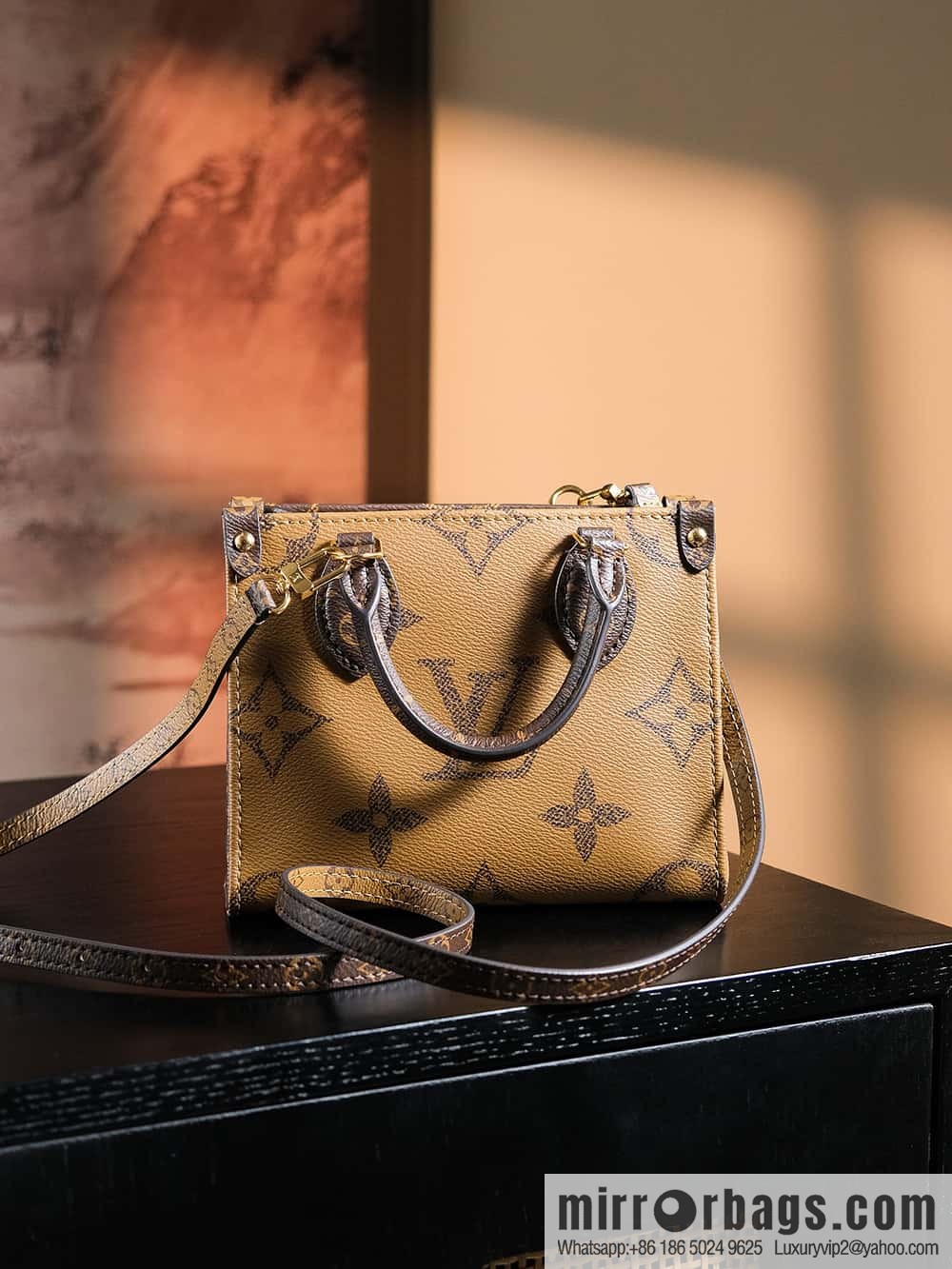 LV M46839 OnTheGo BB