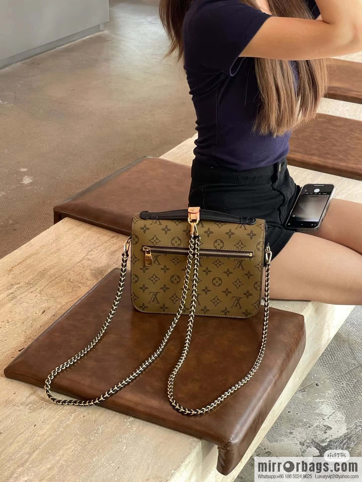 LV M11941 Pochette Métis Backpack