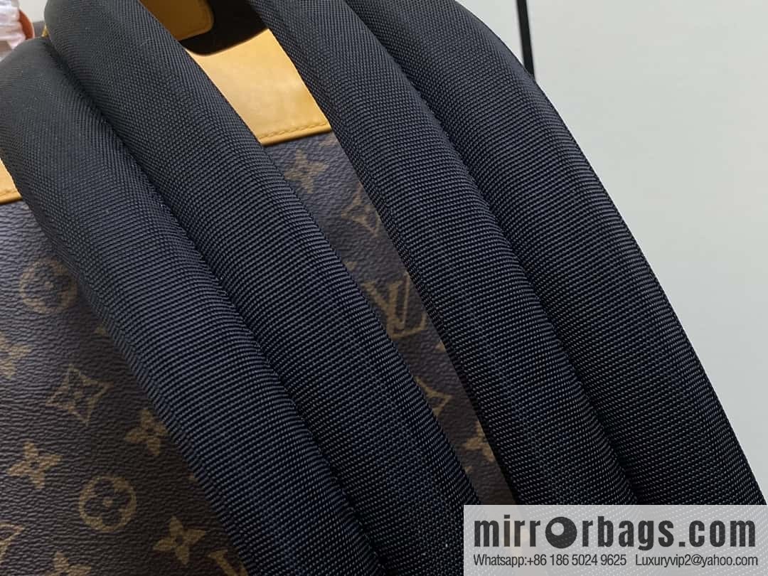 M12835 presbyopia yellow, backpack series CHRISTOPHER medium backpack M12729 presbyopia blue, this Christopher Hcc medium backpack.