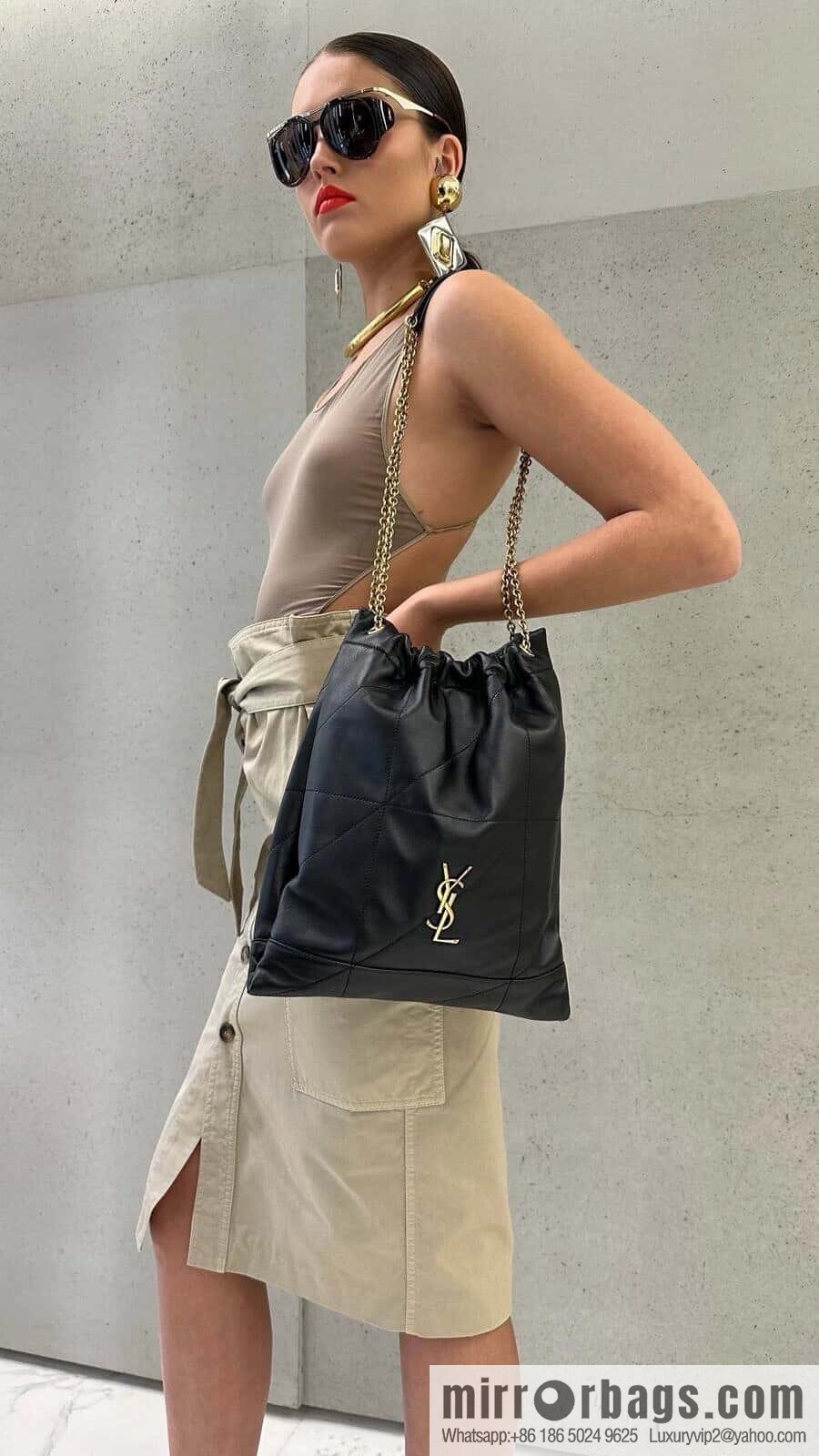 YSL 𝗝𝗔𝗠𝗜𝗘 𝟰.𝟯 𝗣𝗢𝗖𝗛𝗢𝗡 sheep leather clutch bag 781666 black