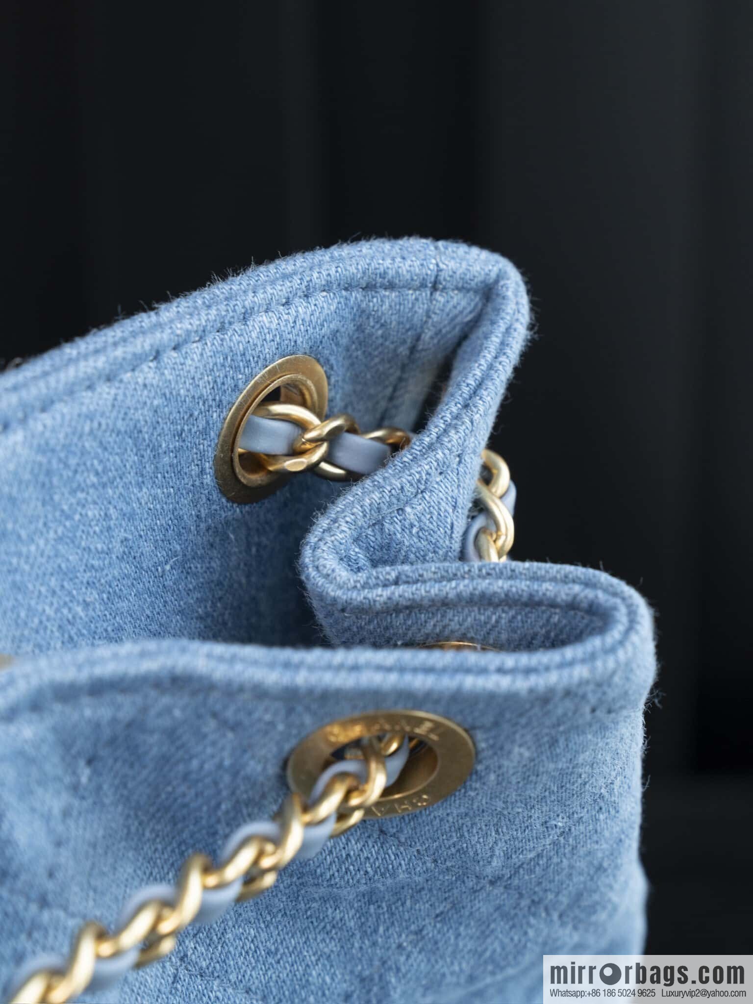 𝐂𝐡𝐚𝐧𝐞𝐥 𝟐𝟓𝐜 early spring, light denim backpack 🦋 AS5310