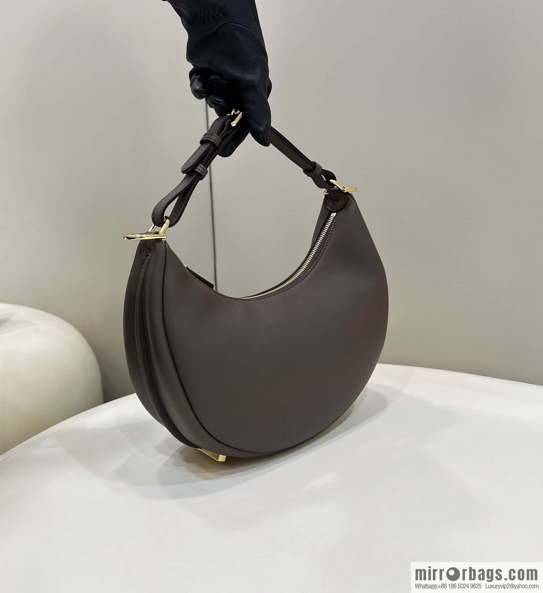 FENDI Fendigraphy: 80056m chocolate brown