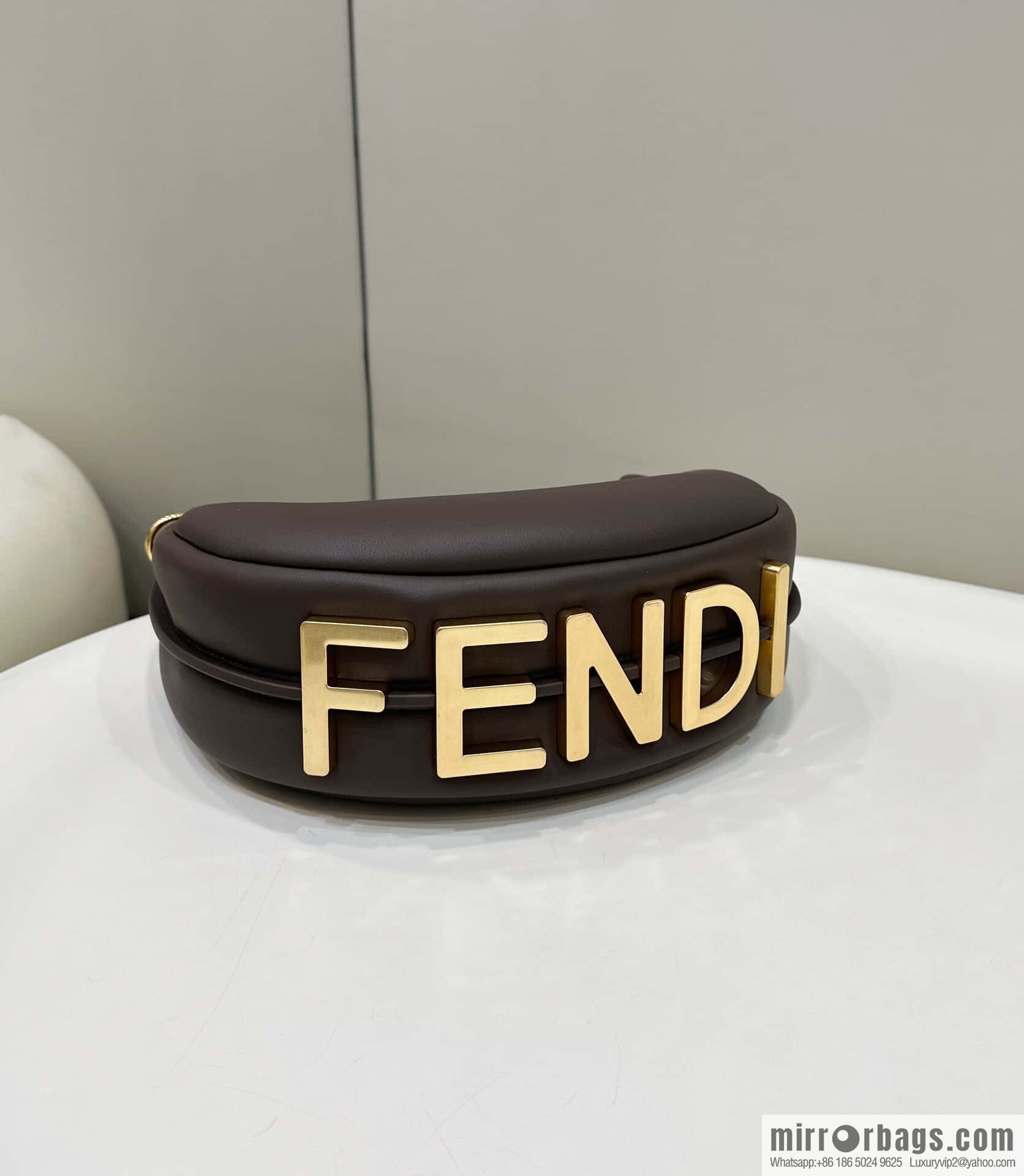 FENDI Fendigraphy: 80056m chocolate brown