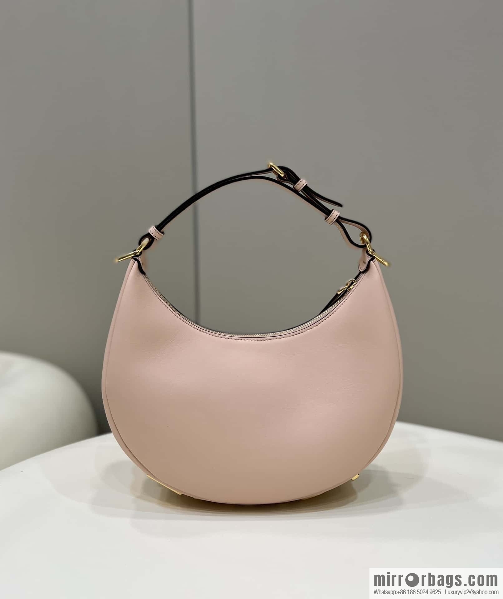 FENDI Fendigraphy armpit bag, model number: 80056m powder