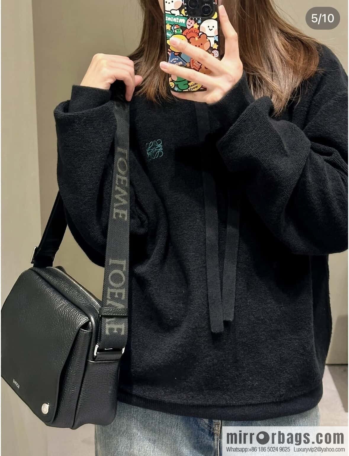 LOEWE Latest | Pebble Messenger Bag 0522 Black