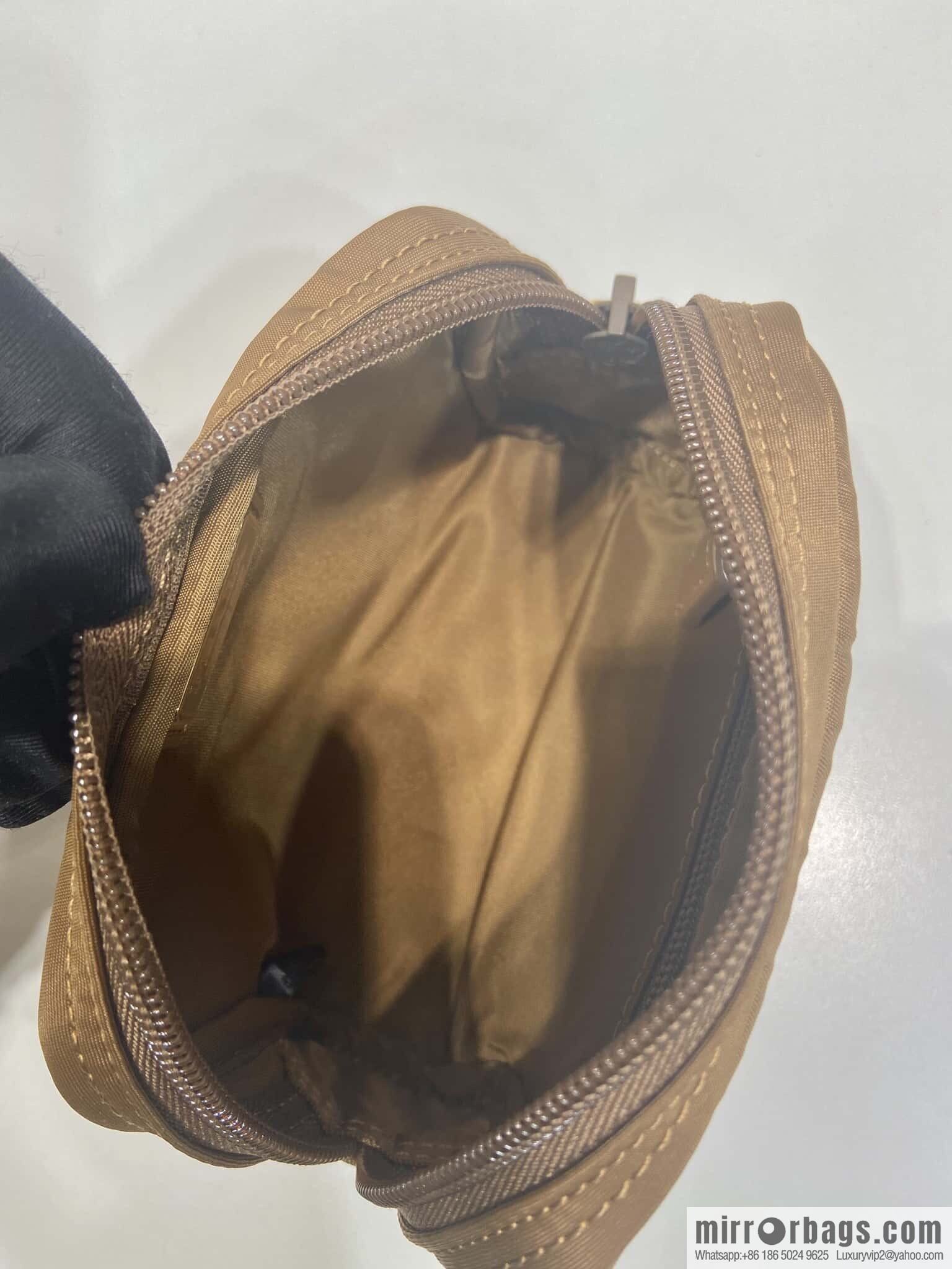 PRADA 🎉 small hand bag 🎉 1NA339 new color🎉🎉