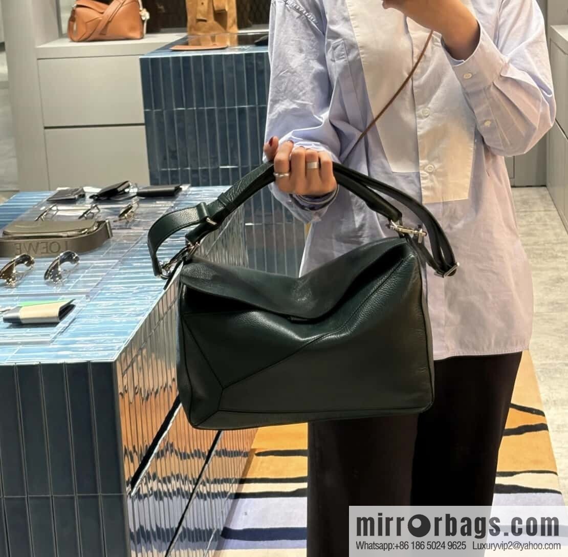 LOEWE new deerskin evergreen green 🌲 puzzle 0158