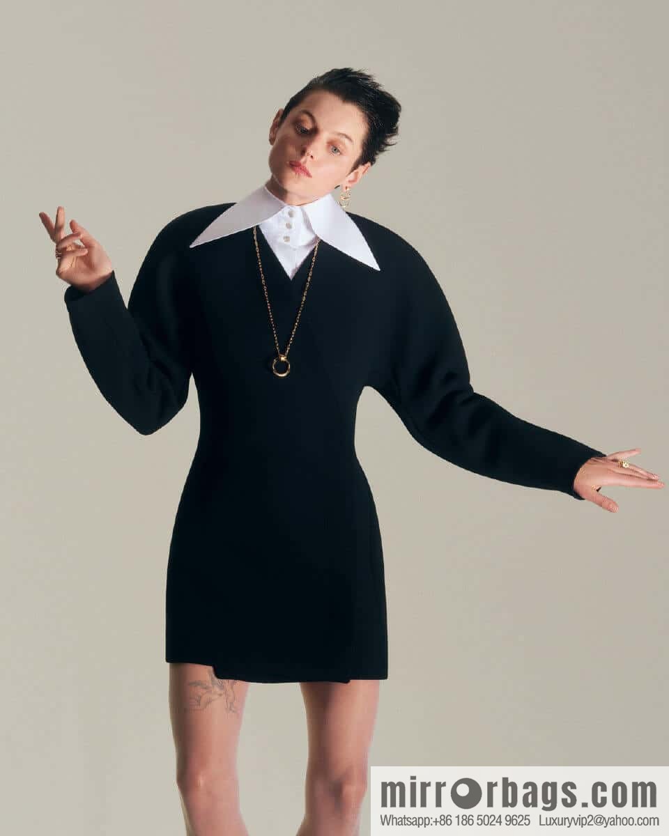 ❗New ❗ 80cm ☀☀ Cartier Cartier glossy nail necklace ☀