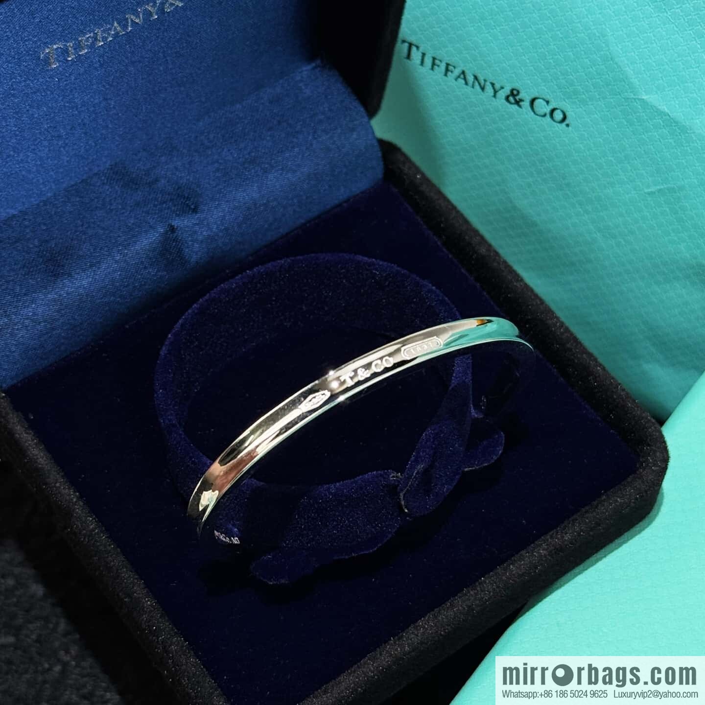 ❗️New ❗️ Tiffany & Co. T 1837 bracelet