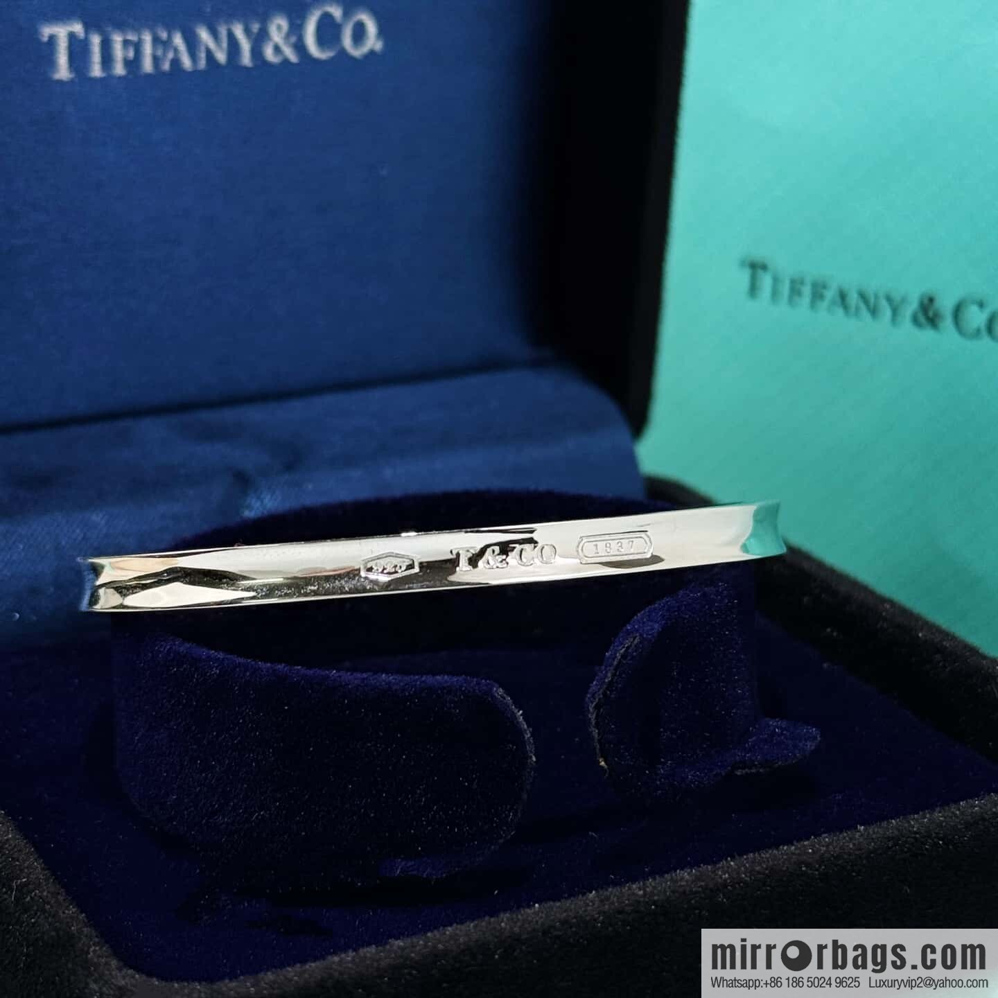 ❗️New ❗️ Tiffany & Co. T 1837 bracelet