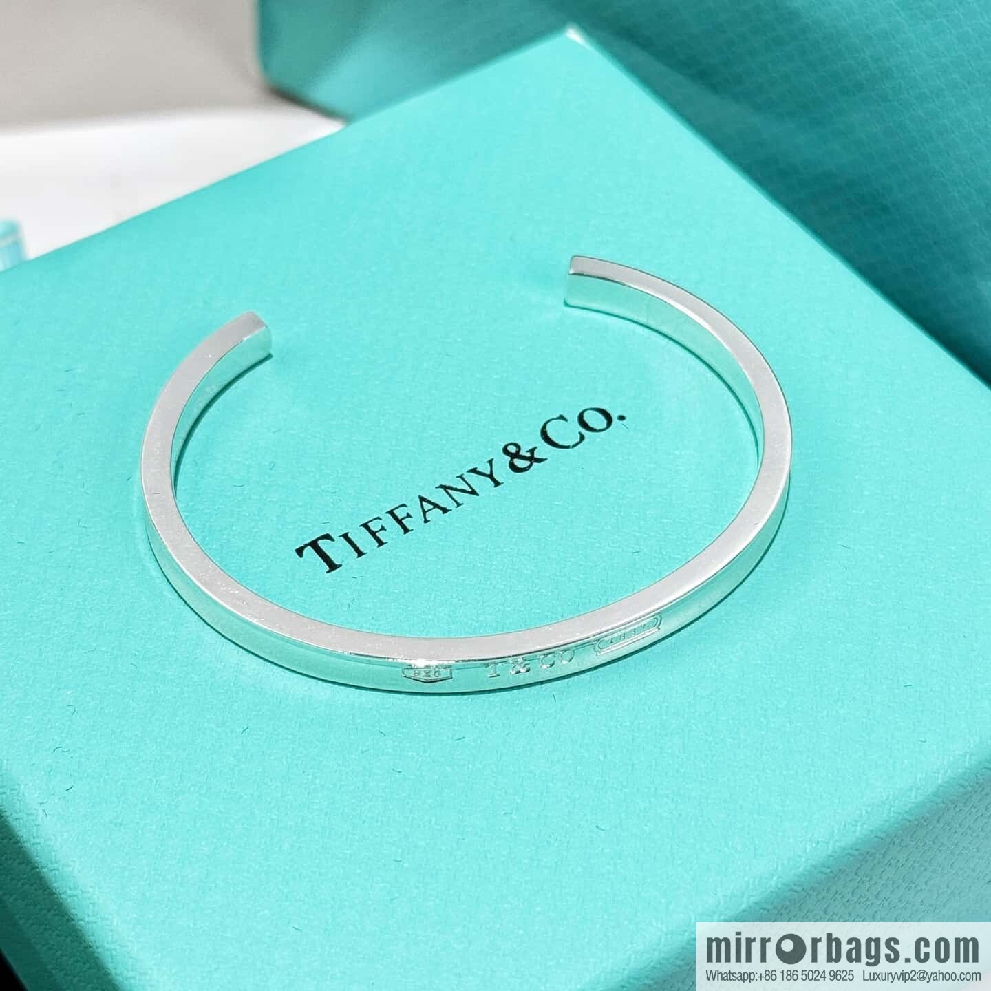 ❗️New ❗️ Tiffany & Co. T 1837 bracelet