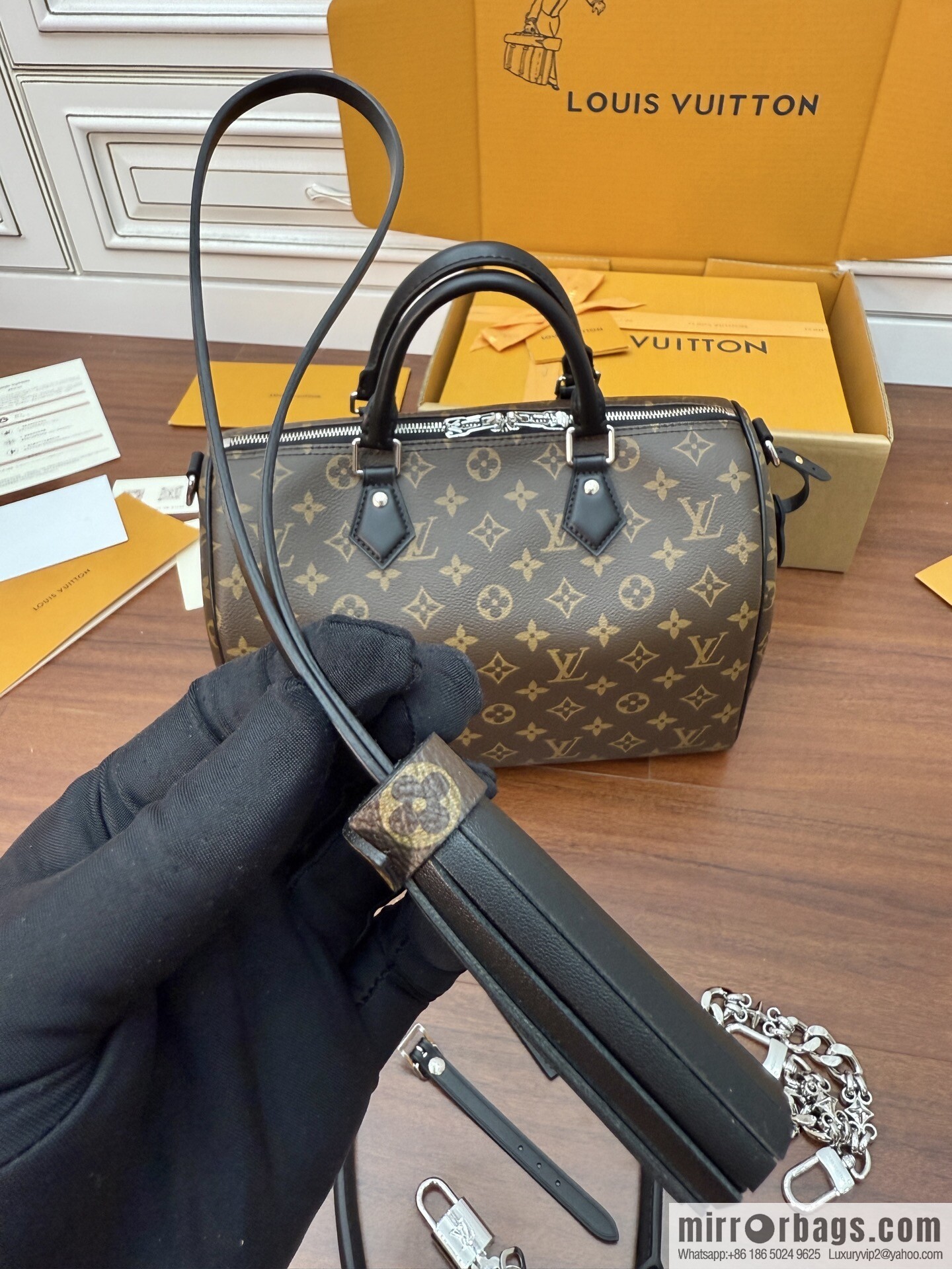 LV M12243 Speedy Soft 30 Dark