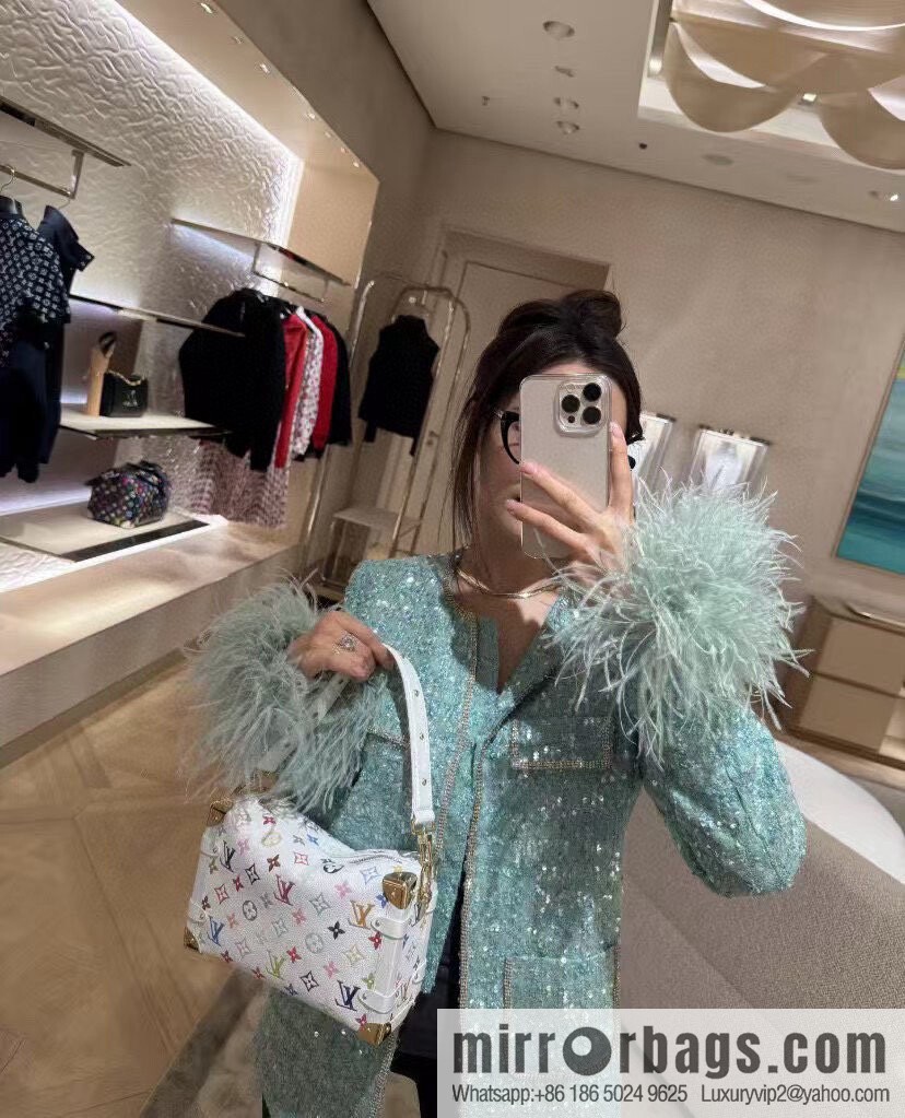 LV M14046 LV x TM Side Trunk MM