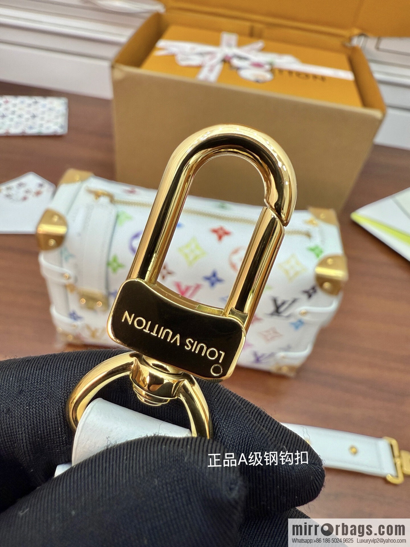 LV M14046 LV x TM Side Trunk MM