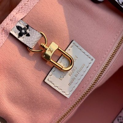 Alternative view of Replica Louis Vuitton Aaa-Onthego-M44570 Red 41Cm