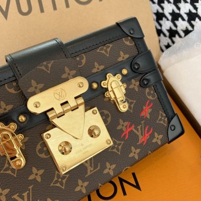 Alternative view of Replica Louis Vuitton Petite Malle M44199