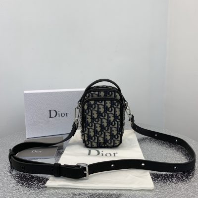 Replica Dior Men’S Pouch Phone Bag