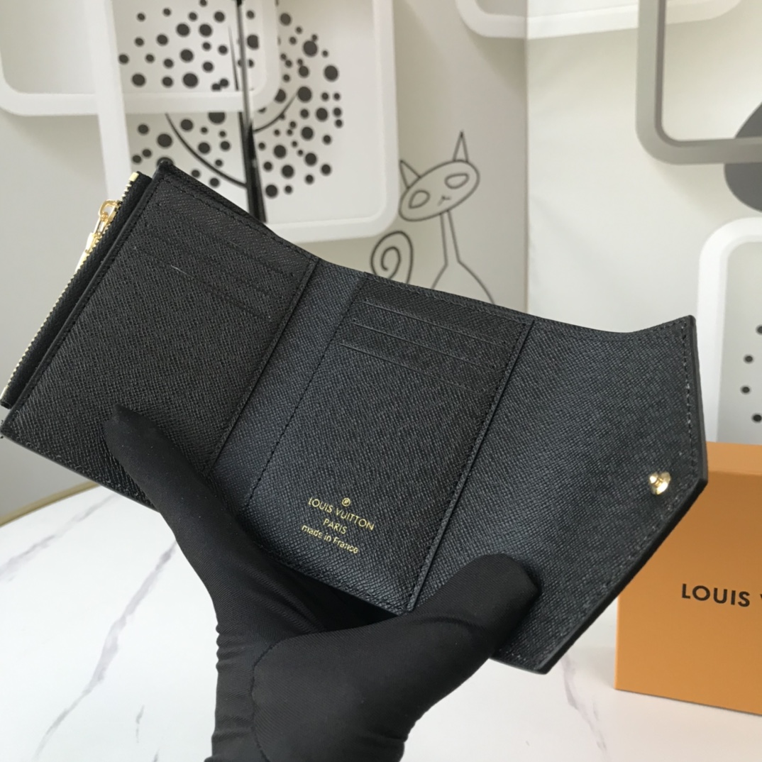 Replica Louis Vuitton Aaa-Game On Zoe Wallet M41938 Black/White - Image 6