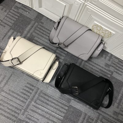 Replica Louis Vuitton New Flap Messenger M30813