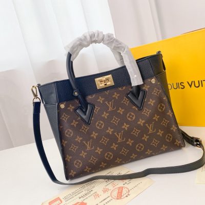 Alternative view of Replica Louis Vuitton On My Side M53827