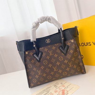 Replica Louis Vuitton On My Side M53827