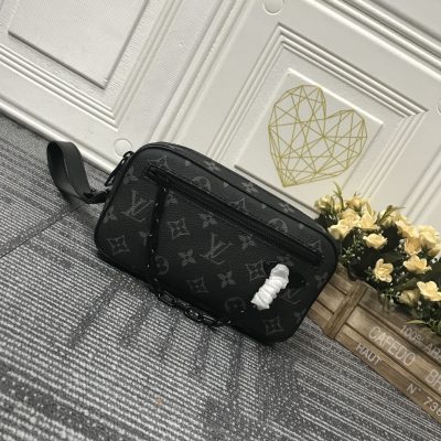 Alternative view of Replica Louis Vuitton Pochette Volga M68321