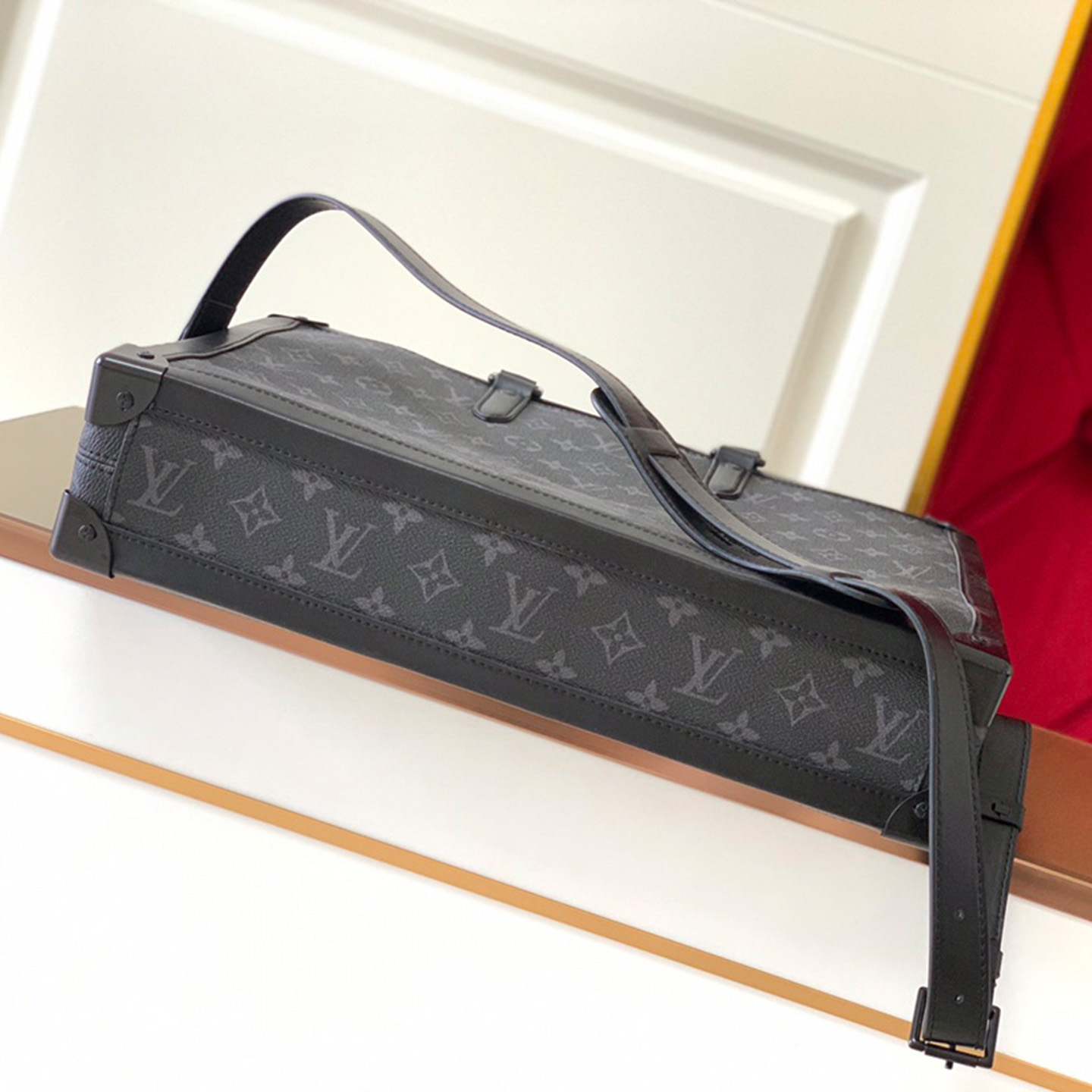 Replica Louis Vuitton Aaa-Soft Trunk Briefcase M44952 - Image 3