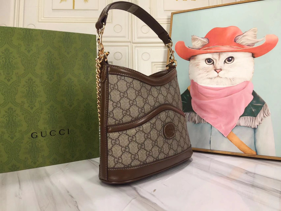 Replica Gucci Large Shoulder Bag With Interlocking G - Image 2