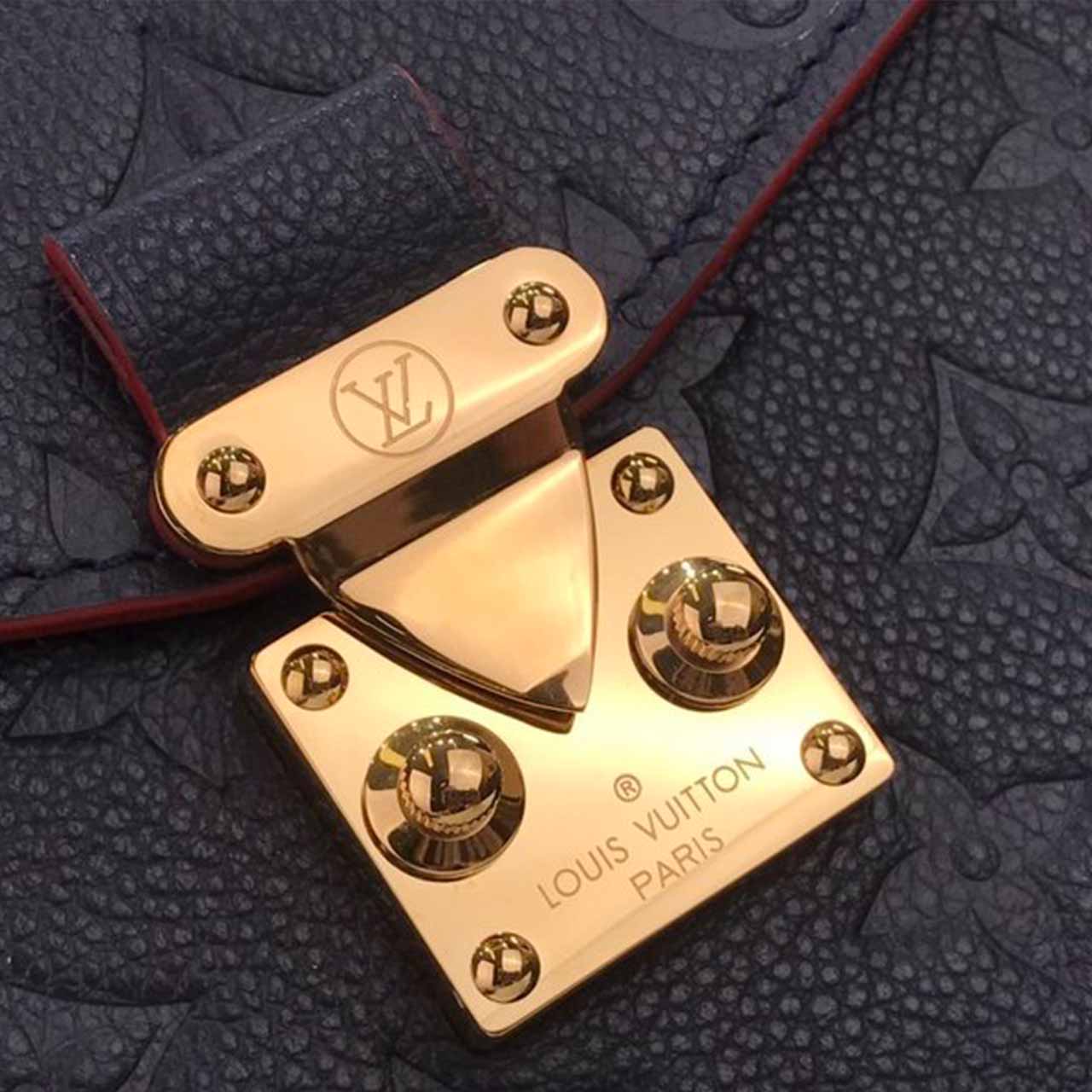 Replica Louis Vuitton Pochette Metis M44881 M44071 Beige/ Navy - Image 14