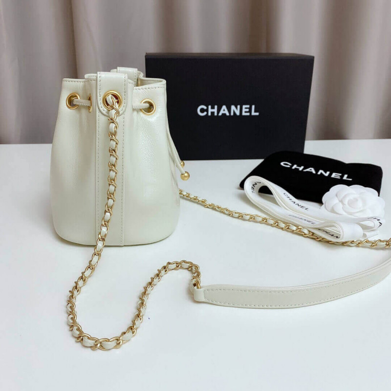 Replica Chanel Drawstring Bag As1946 - Image 9