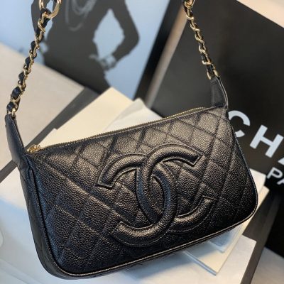 Alternative view of Replica Chanel Grained Leather Hobo Bag B01960