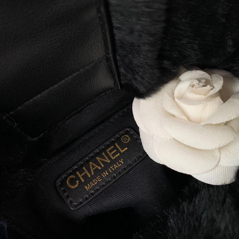Replica Chanel Shearling Lambskin Bucket Bag As2241 - Image 9