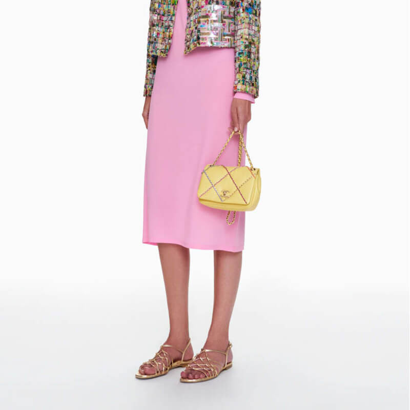 Replica Chanel Small Entwined Chain Bag As2382 - Image 2