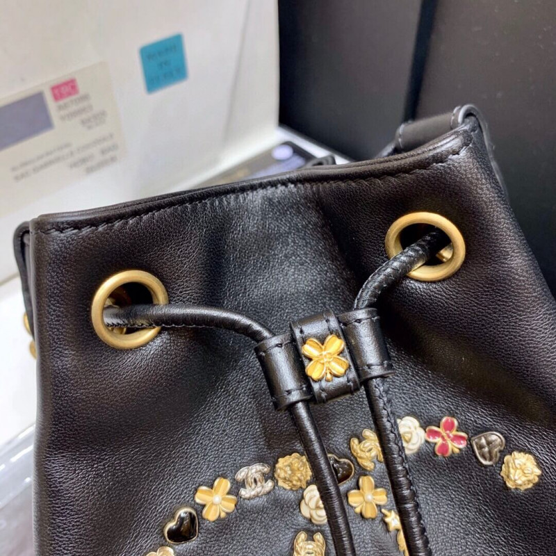 Replica Chanel Studded Cc Detail Drawstring Bucket Bag As1883 - Image 13