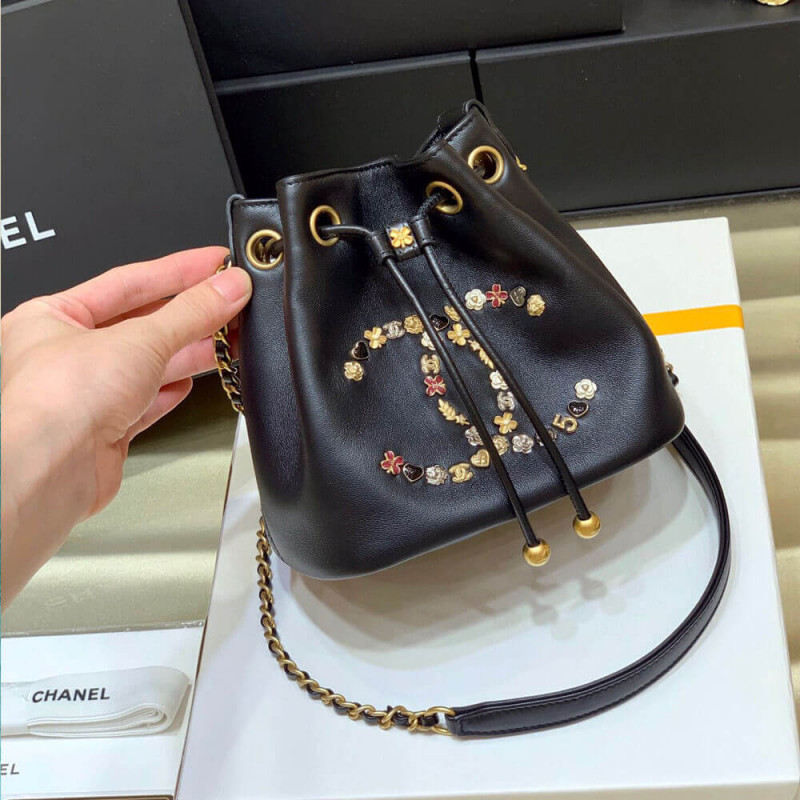 Replica Chanel Studded Cc Detail Drawstring Bucket Bag As1883 - Image 4
