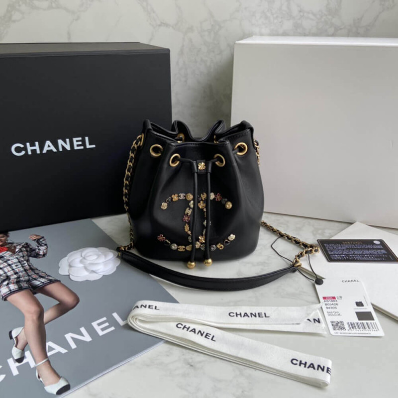 Replica Chanel Studded Cc Detail Drawstring Bucket Bag As1883 - Image 6