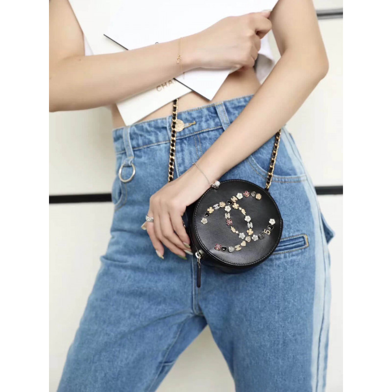 Replica Chanel Studded Cc Detail Round Bag As1180 - Image 4