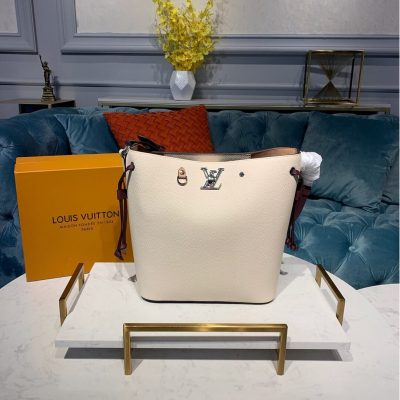 Alternative view of Replica Louis Vuitton Lockme Bucket M53584