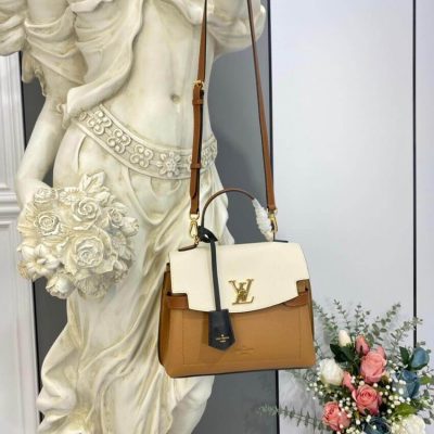 Alternative view of Replica Louis Vuitton Lockme Ever Bb M56645